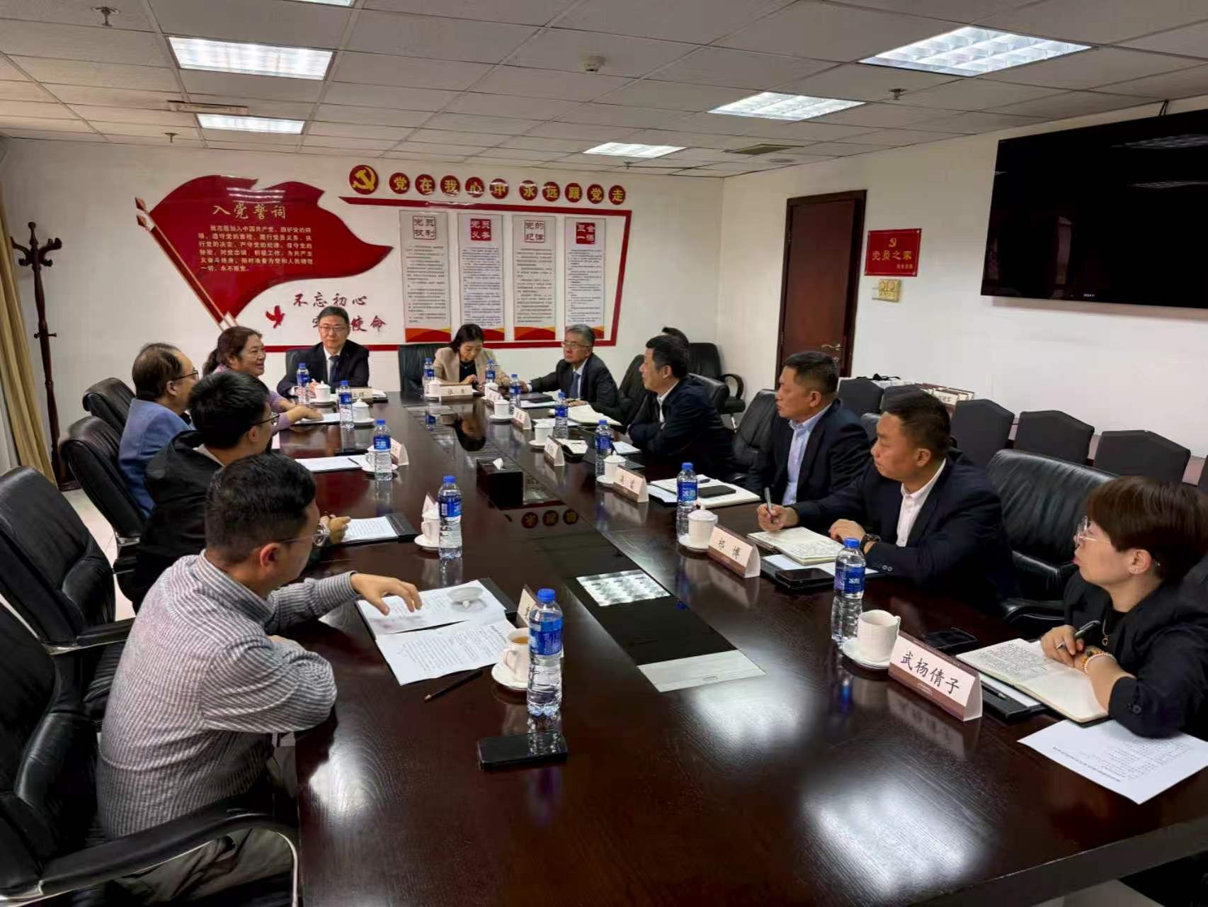 对标国企标杆 深化产教融合—我院赴西安人民大厦有限公司调研交流